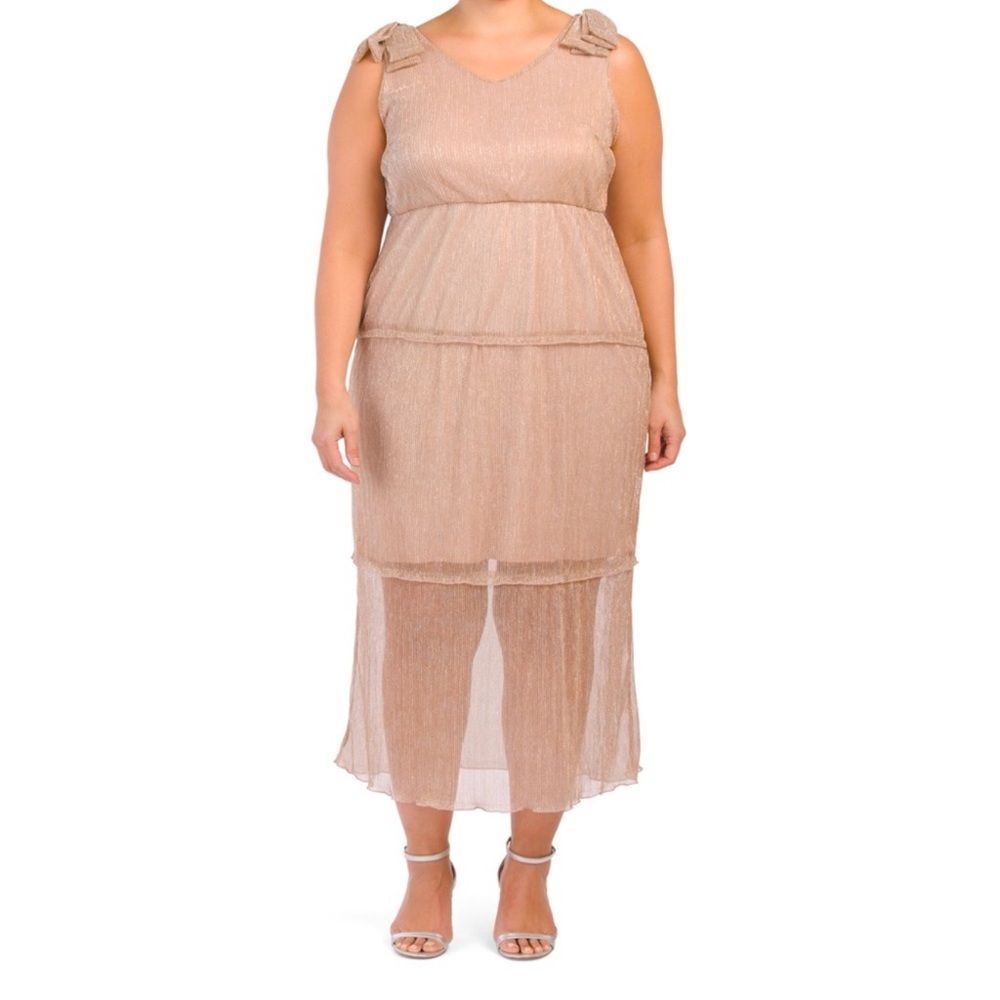 Women’s plus size Elegant shimmery Tan Sleeveless Dress with bows NWOT